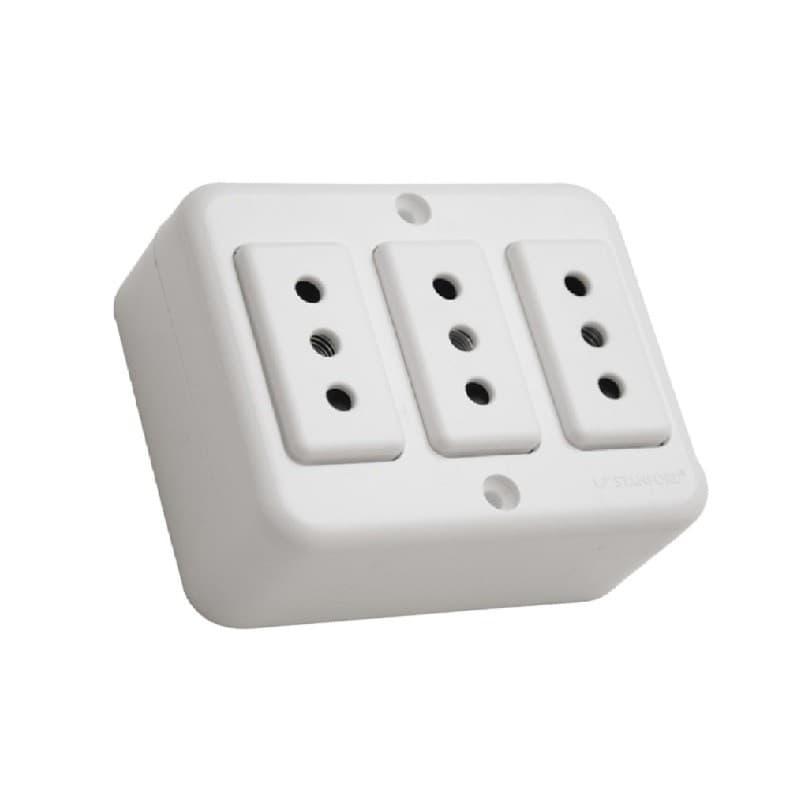 Imagen de ENCHUFE SOBREPUESTO TRIPLE 10A